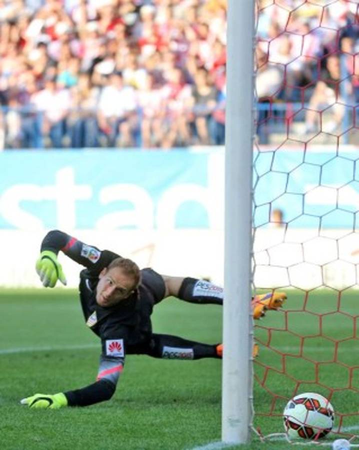 Barcelona campeón de la liga española tras vencer 1-0 a Atlético de Madrid