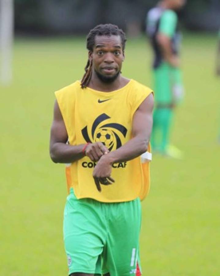 Silencioso adiós: Futbolistas de Honduras que se retiraron en el anonimato