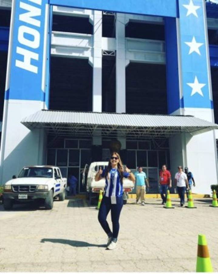 ¡BELLEZAS! Las preciosas catrachas de la TV y farándula que apoyan a la 'H'