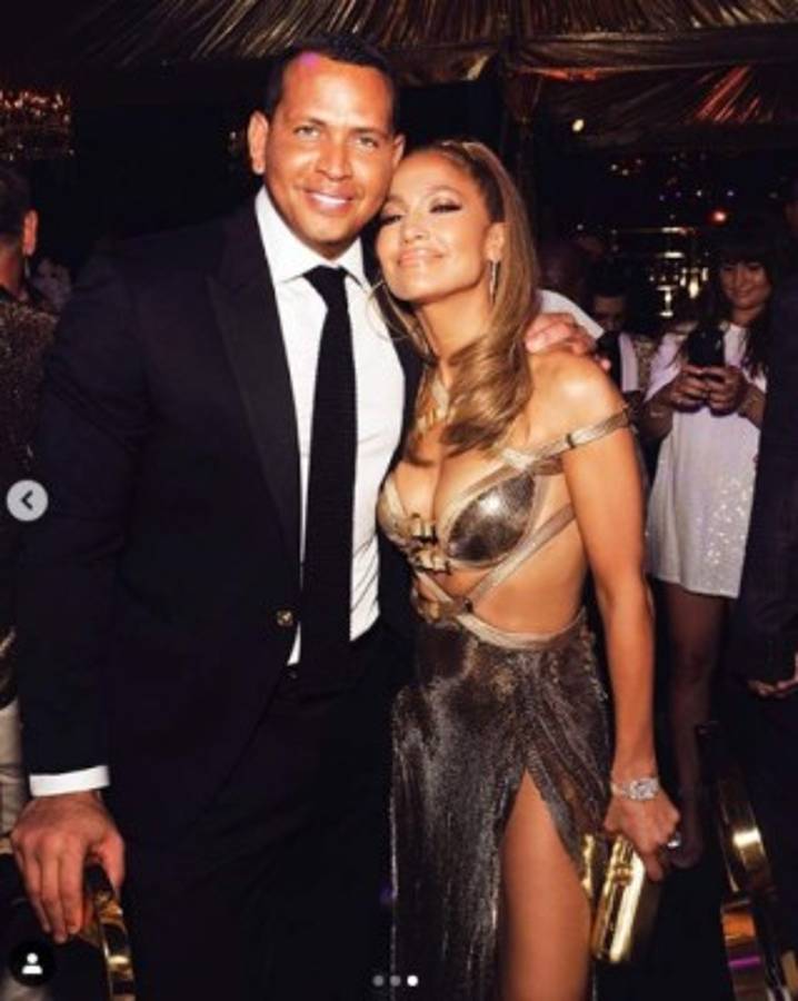 Fotos: Fiestón de Jennifer Lopez por sus 50 años y recibe espectacular regalo de Alex Rodríguez