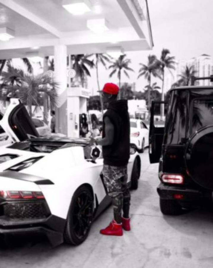 Así es la vida de millonario de Pogba: Mansiones, avión, autos de lujo y su sexy novia boliviana