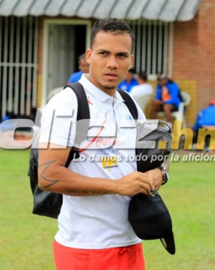 La vida de Arnold Peralta en imágenes