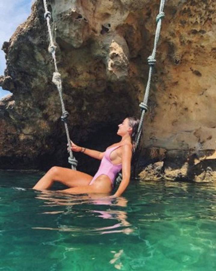 La youtuber e infartante novia del jugador del FC Barcelona, Carles Aleñá