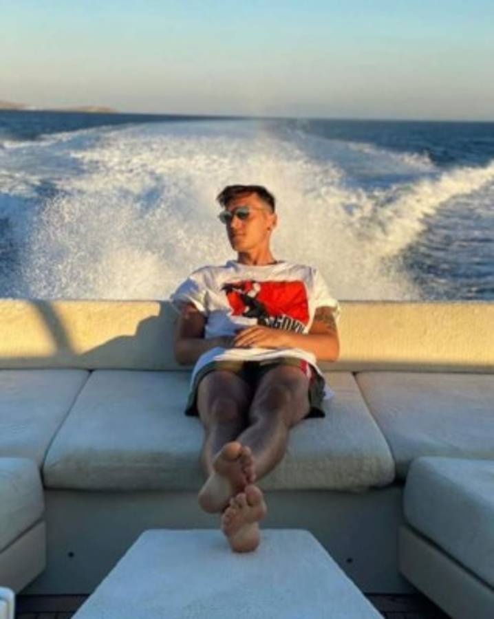 Así es la millonaria vida de Mesut Özil pese a ser marginado en el Arsenal: Autos y su mansión