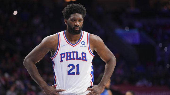 El jugador de la NBA al que Rihanna rechazó por no ser muy famoso: La invitó a cenar por Twitter