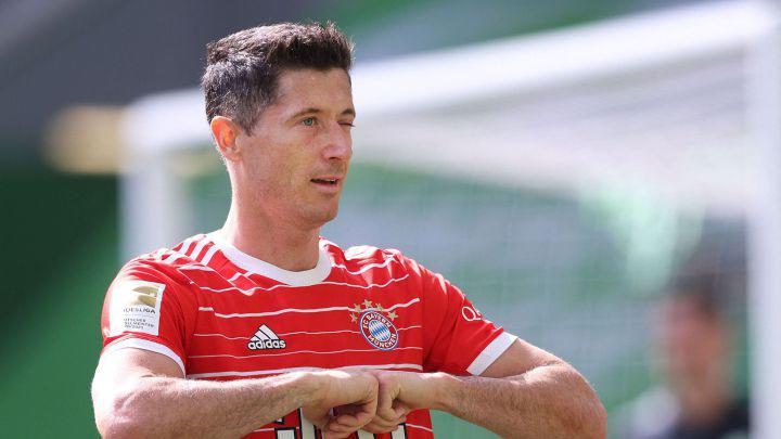 El agente de Lewandowski confirma que no quiere seguir en el Bayern: “Desea irse al club con el que siempre ha soñado”