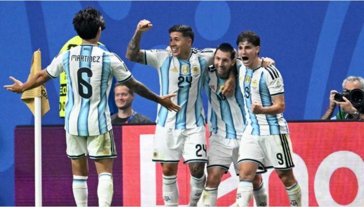 FIFA prohíbe a estos árbitros pitar a Argentina y se revela el motivo ¿Decisión de Infantino?