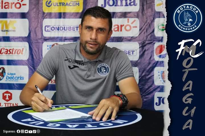 ¿Qué hacen y cómo lucen? La actualidad de los 21 futbolistas de Honduras que jugaron la Copa América 2001