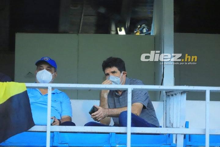 Las fotos más curiosas que dejó la jornada 5: chicas bellas, Héctor Vargas en el Morazán ¡y sub-20 de Victoria debuta sin jugar!