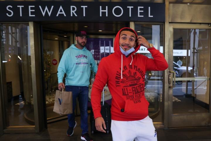 En medio del frío y de compras, Teófimo López arriba a Nueva York para noquear a George Kambosos