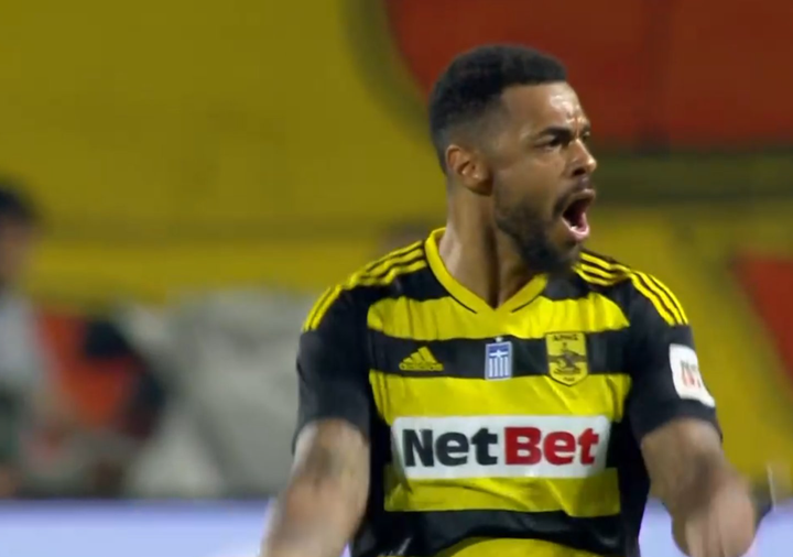 ¡Un hermoso puerto, tremendo estadio y sus comidas! Así es la nueva casa del hondureño Edwin Rodríguez en Grecia