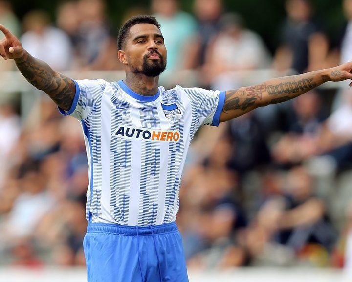 Melissa Satta se olvida de Kevin-Prince Boateng y empieza a salir con otro famoso deportista; así fueron captados en Italia