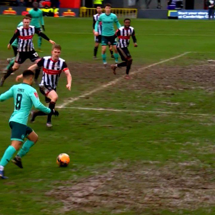 El partido de la FA Cup que se disputó en una tremenda lodacera: Esto es una vergüenza