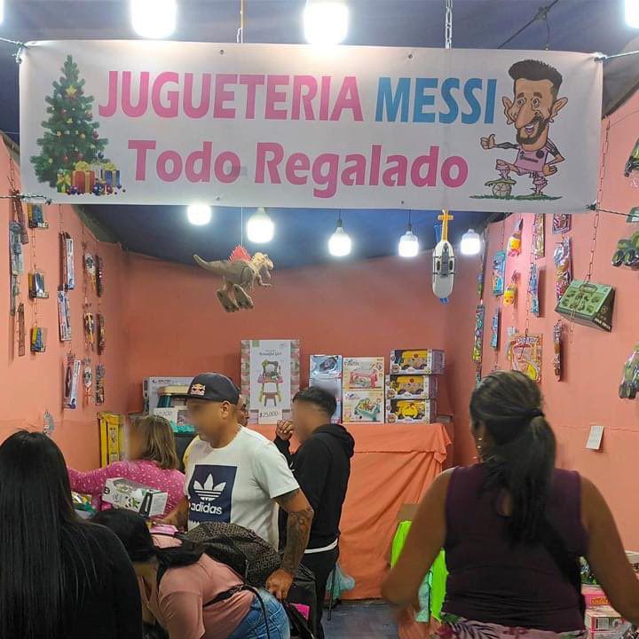 “Juguetería Messi, todo regalado”: Los memes no perdonan las polémicas del VAR en el triunfo de Argentina ante Chile