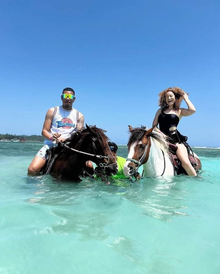 Pareja de jugador del Olimpia y Génesis deslumbran: Así fueron las “mini” vacaciones de los futbolistas de la Liga Nacional