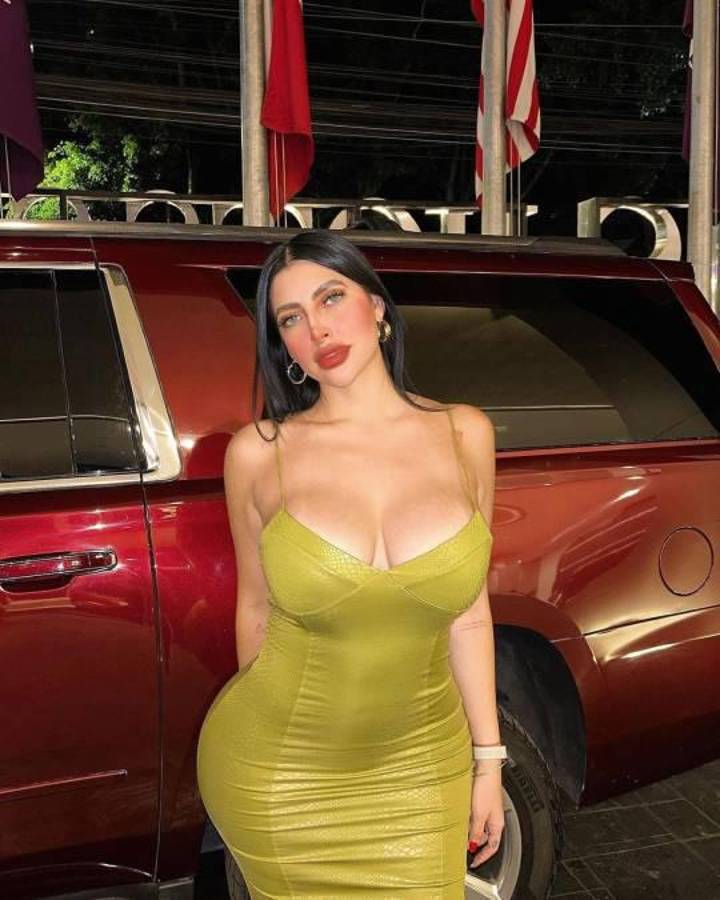 Revelan su identidad: Por qué estas dos chicas se roban la atención en partido de Liga MX y sale a la luz a lo que se dedican