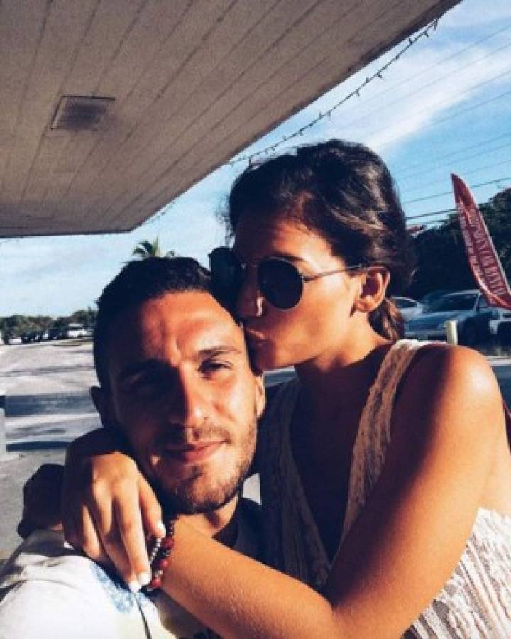 ¡Hermosa! Beatriz Espejel, la compañera de celebración de Koke