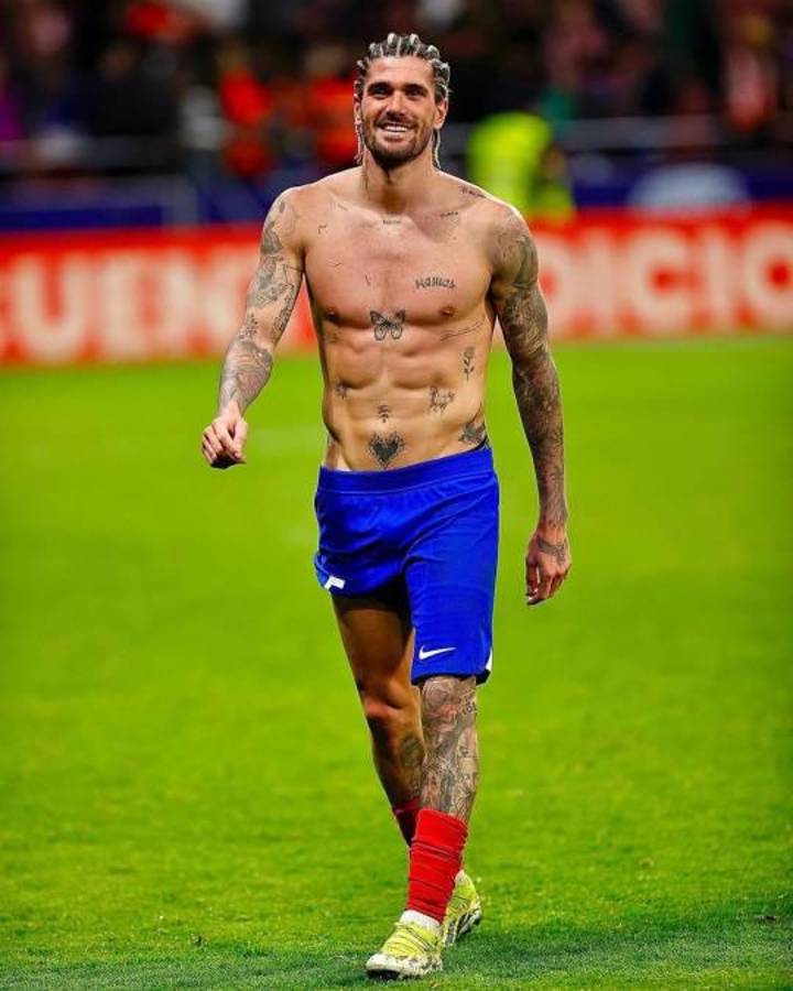 Picante periodista hace atrevida propuesta a Rodrigo De Paul, futbolista argentino del Atlético ¿Cómo lo conoció?