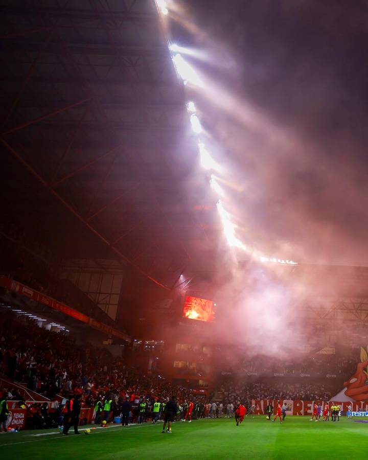 Selección Mexicana se instaló en Toluca a la espera de Honduras y Federación azteca calentó el juego