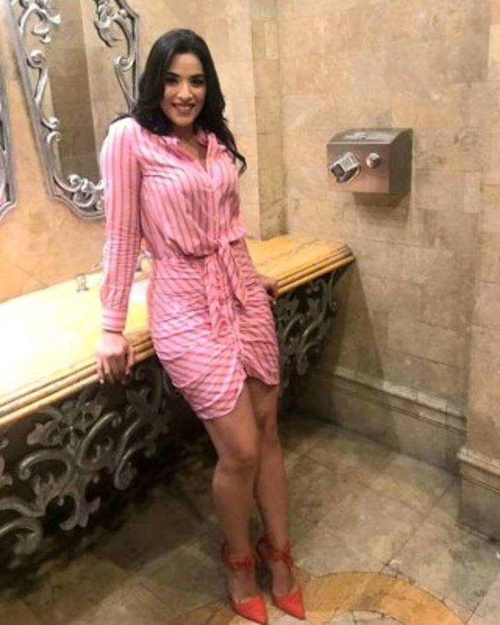 Famosas y bellas: Las chicas fanáticas de las semifinales de Liga Concacaf