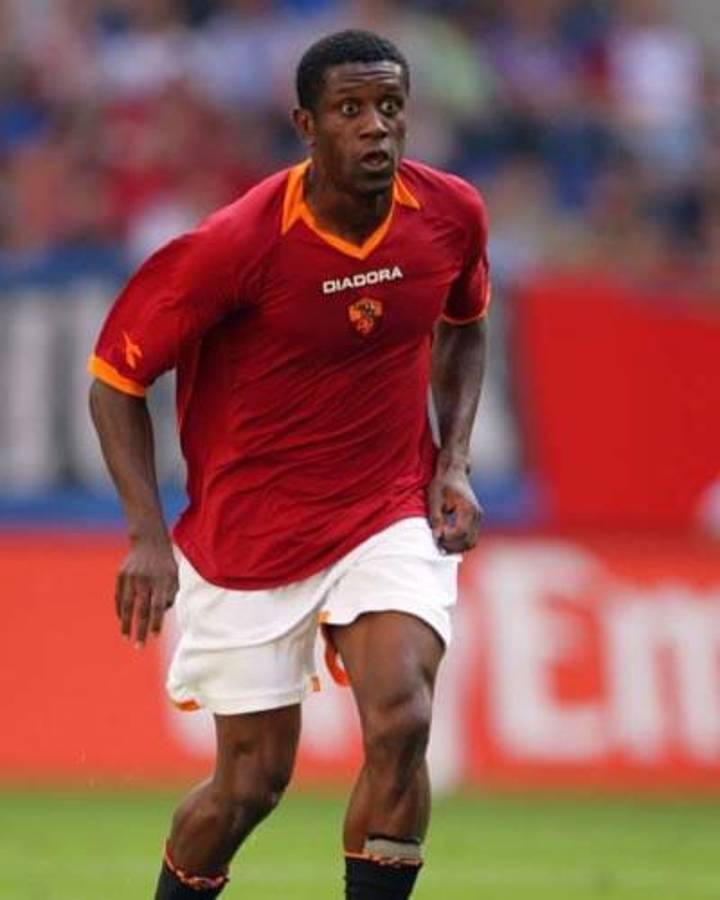 TOP: Luis Palma y otros futbolistas hondureños que jugaron en equipos top en el mundo