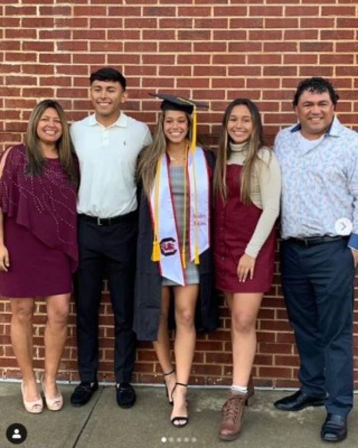 En fotos: Así es Elexa Bahr, la joven 'catracha” que jugará en el Racing de España