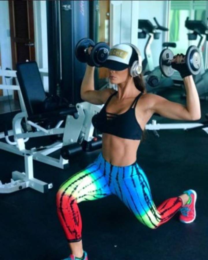 Zuleyka Rivera, la bella chica fit que consiguió más fama 'Despacito'