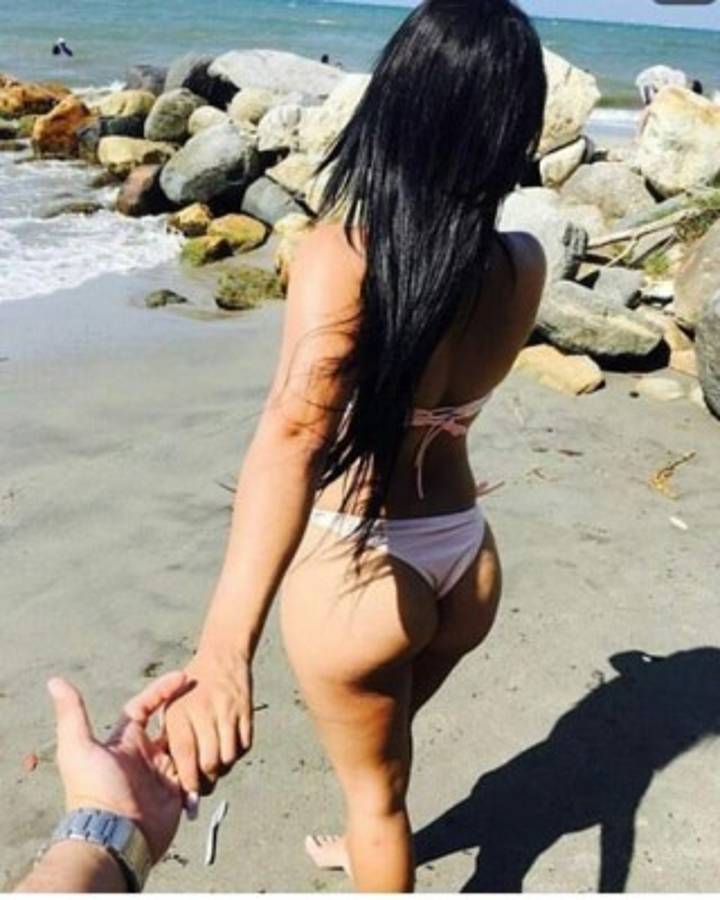 ¡CANDENTE! Así le da la bienvenida al verano la bella modelo Jeimy González