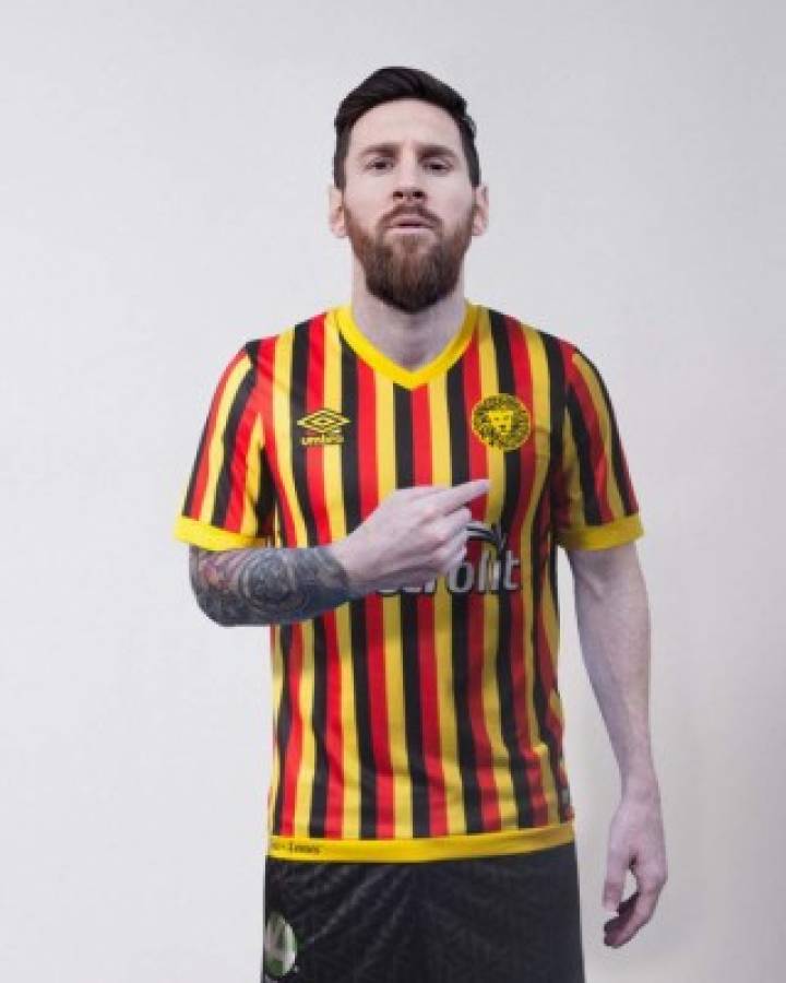 Con cuatro de Honduras: A Messi le ponen camisetas de otros clubes tras decir que no sigue en Barcelona