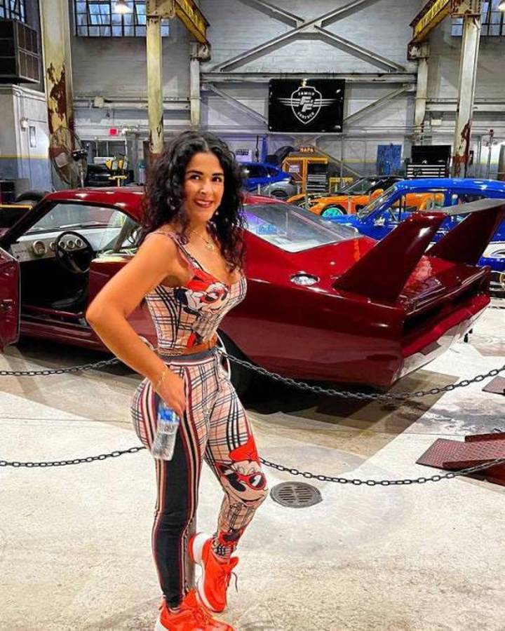 ¿Cuántos años le lleva? Ex comentarista de TUDN es tildado de Sugar Daddy por la espectacular novia que tiene