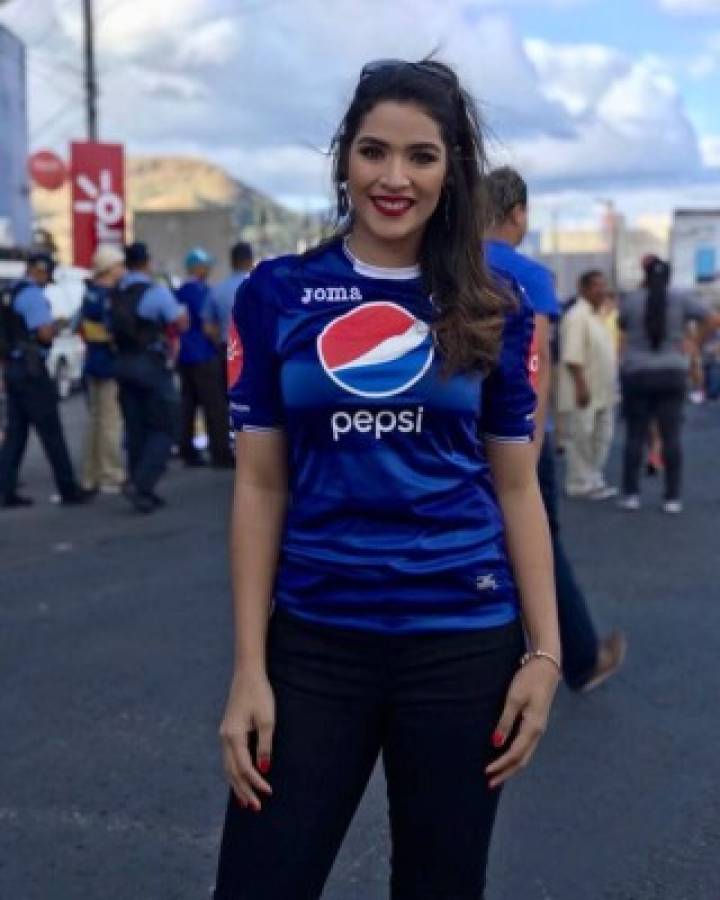 ¡El azul más lindo! Ellas son las aficionadas más hermosas del Motagua