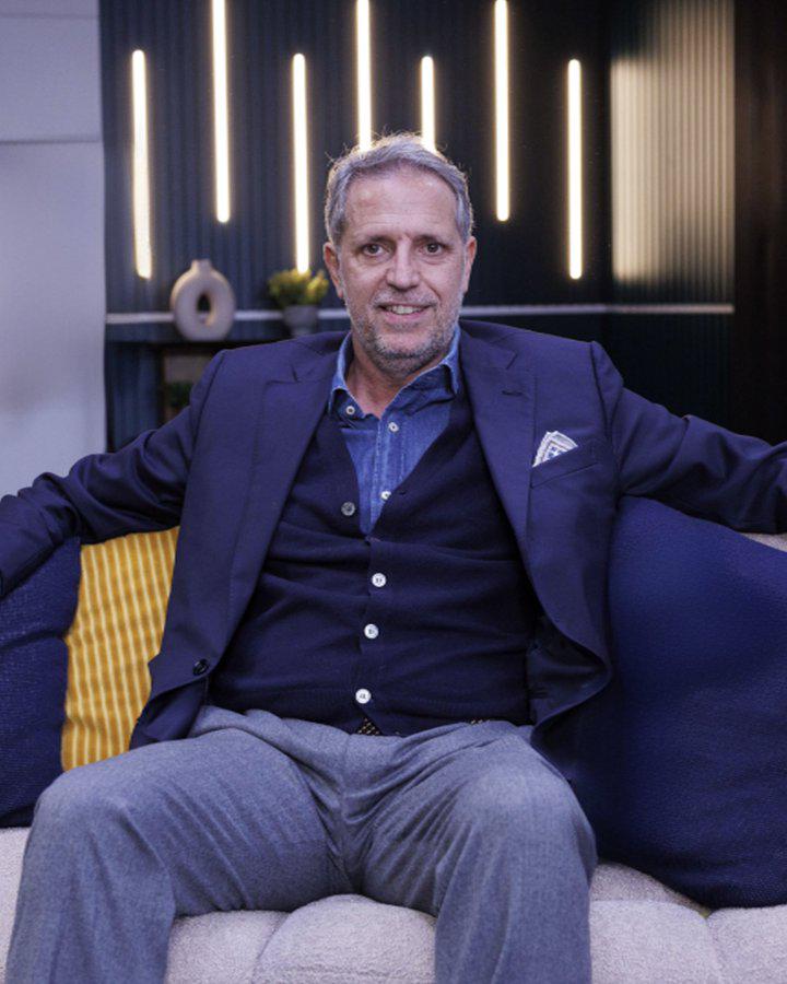 Real Madrid ficha al reemplazo de Arbeloa, Messi recibe la mejor oferta del fútbol y Barcelona rechaza ofertas por su '19'