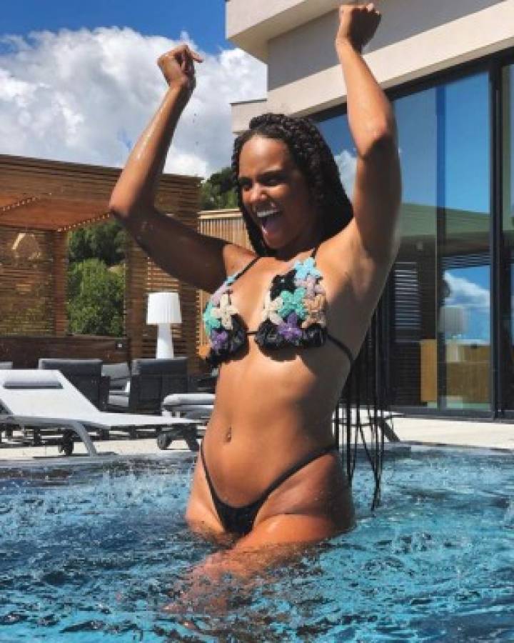 Es una calca de Rihanna y fue Miss Francia: Así es la nueva novia de Mbappé, crack del PSG