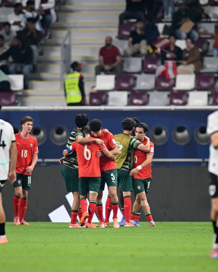 Mundial Sub-17: Cristiano solo usó cinco palabras para decir lo que piensa de Portugal campeona y reapareció Xavi