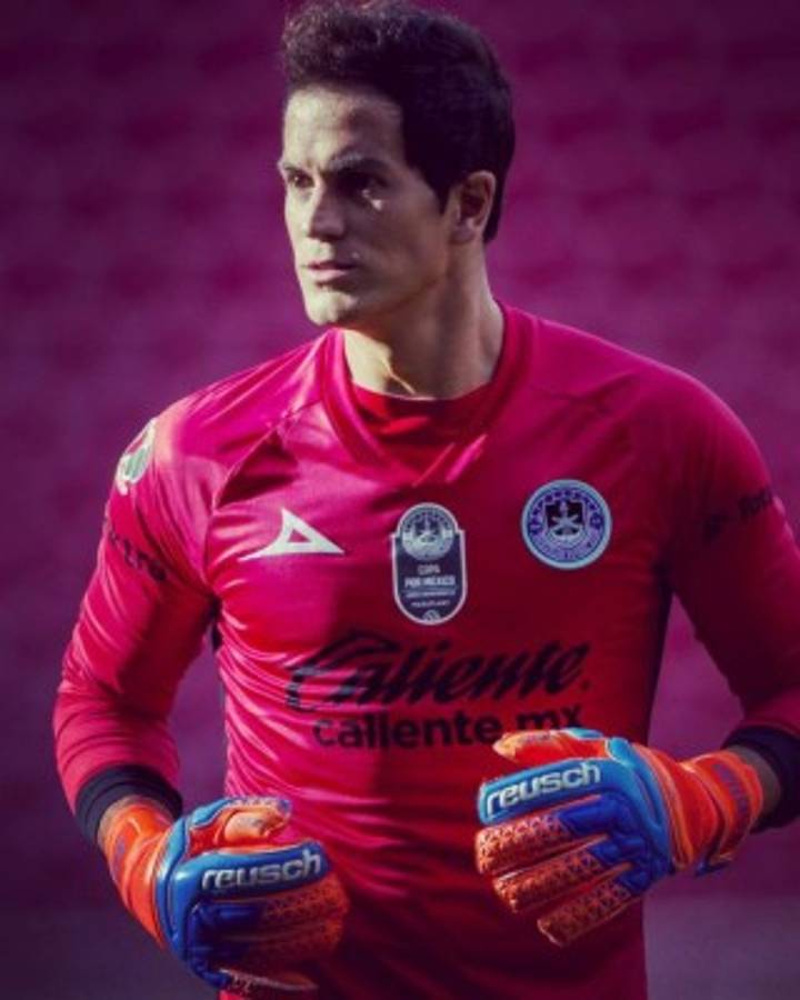 Mercado: Figura del Barça se ofrece al América, Chivas dio la sorpresa y Raúl Jiménez es noticia en Europa