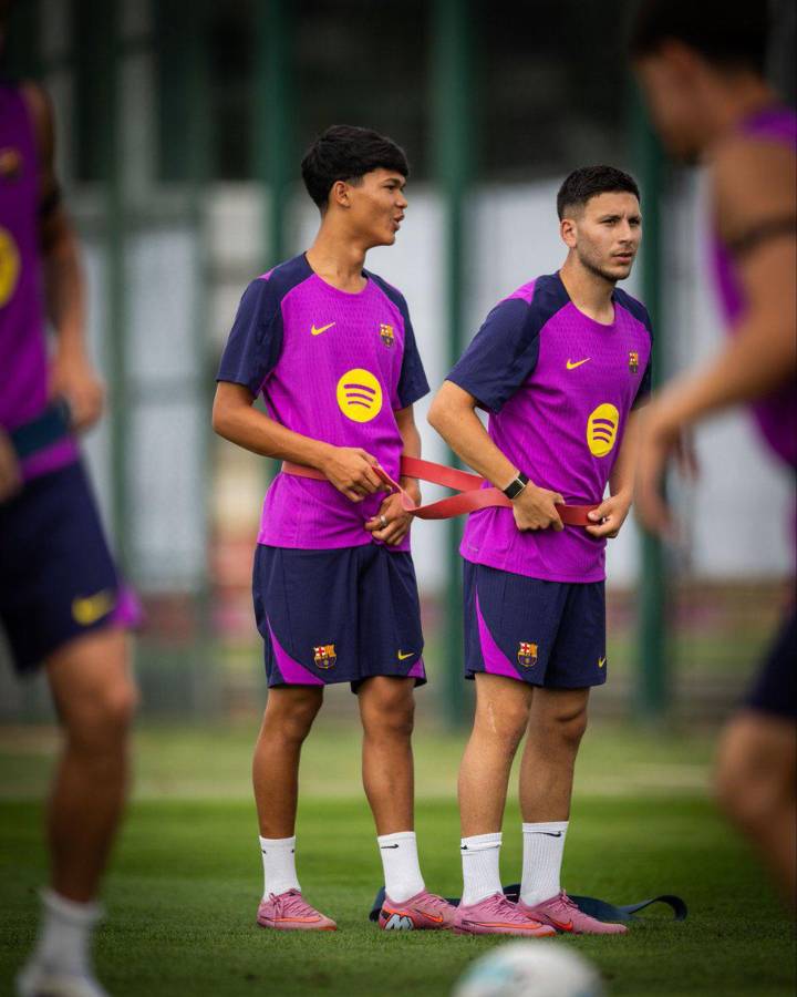 Tiene 17 años, sangre filipina y se hizo famoso tras marcar en su debut con Barcelona: No sabía ni cómo celebrar