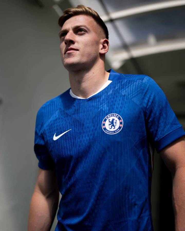 Guardiola lo compró por 40 millones, rechaza oferta del Barcelona, Xabi lo llamó y cierra su fichaje por Real Madrid