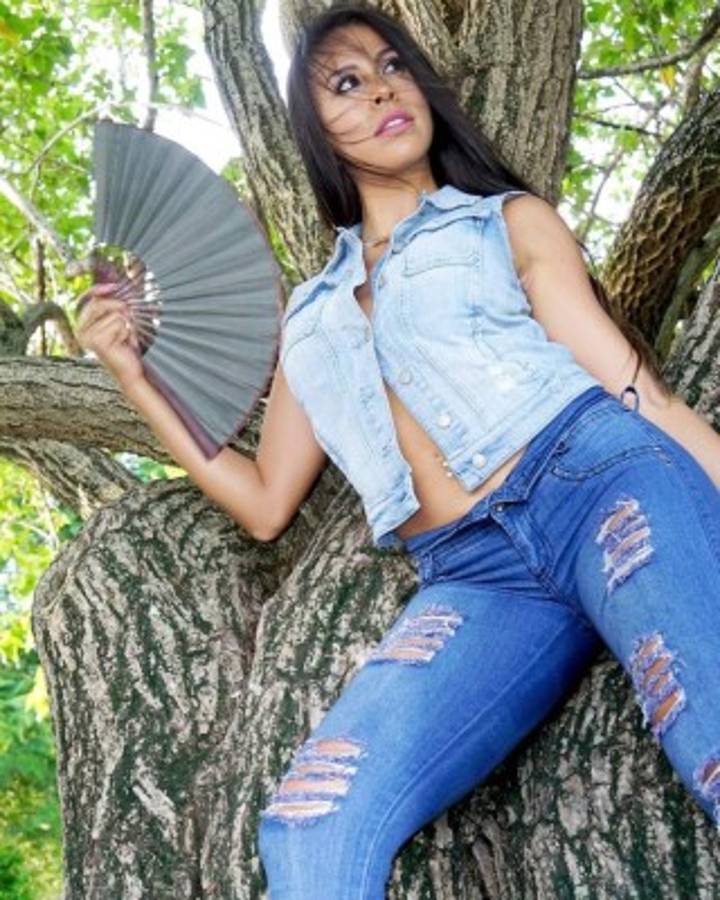 'Mache' Alvarado, la hondureña que sube la temperatura de Miami