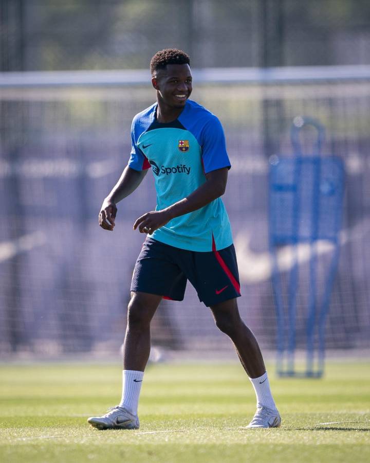 Regresó Piqué, la gran sorpresa y la primera convocatoria de la Xavineta 2.0: Así fue el nuevo entrenamiento del Barcelona