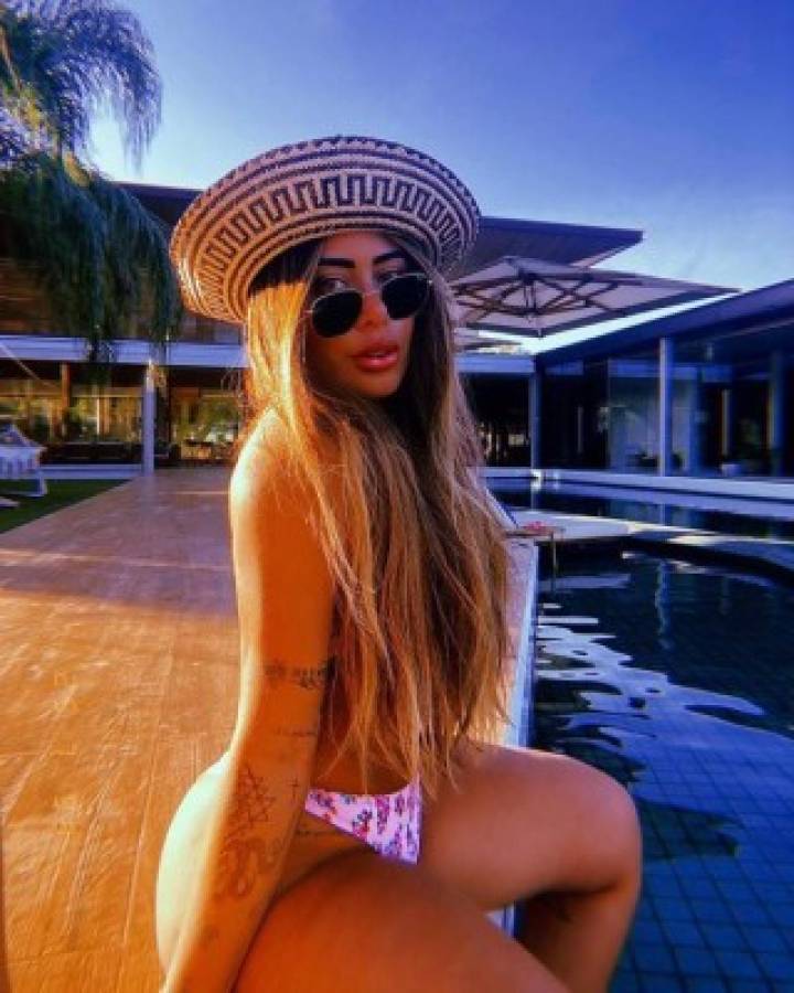 Las 15 fotos en Instagram más atrevidas de Rafaella, la hermosa hermana de Neymar