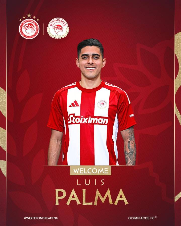 Con un carro de lujo y tirando magia: así fue presentado Luis Palma por Olympiacos en su regreso a Grecia