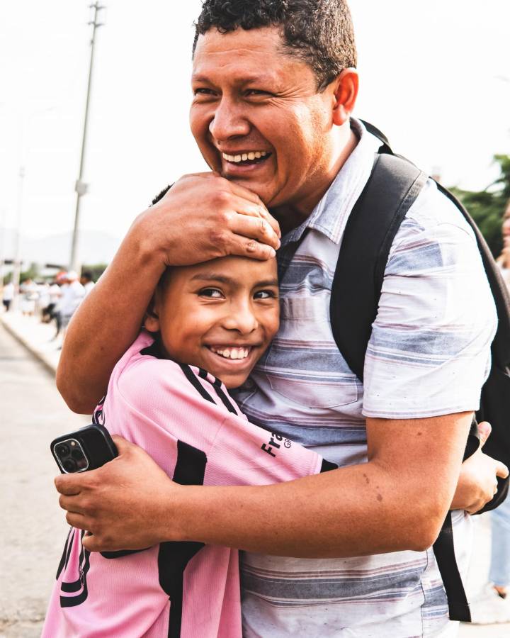 El feo gesto de la barra de Universitario de Perú con Messi y el Inter Miami, niño cumplió su sueño y gran ambiente
