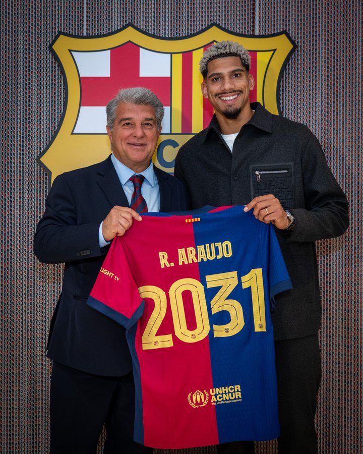 Barcelona renueva a Araújo, Cristiano Ronaldo quiere aliado en Al Nassr y Vinicius recibe millonaria oferta desde Arabia