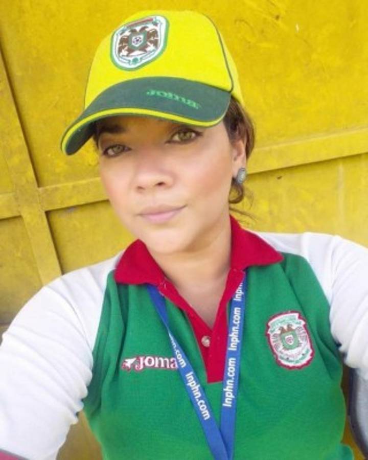 El Marathón no solo es líder en la liga, también en aficionadas preciosas