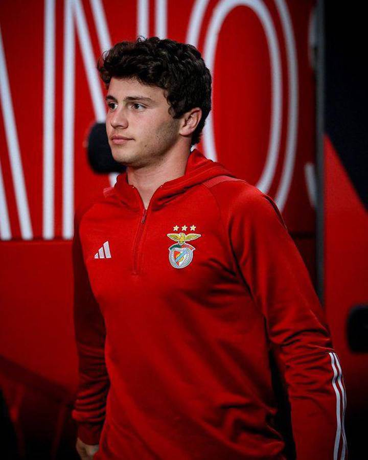 Acuerdo del Real Madrid con este futbolista, la bomba de Griezmann y la decisión de Barcelona con Vitor Roque