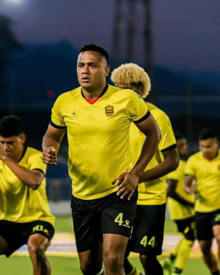 Crisis económica, indisciplina y bajo rendimiento: los jugadores que salieron sin terminar el Apertura en Honduras