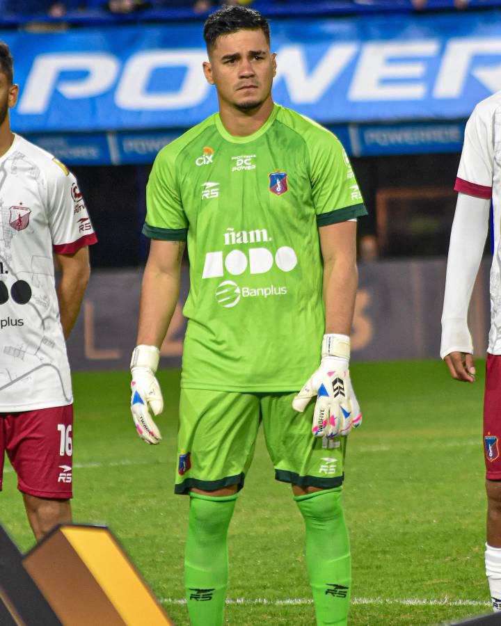 Fichajes: Motagua sorprende con futuro de Diego Vazquez, Araujo sobre su continuidad en Olimpia; ¿Rosales a Inglaterra?