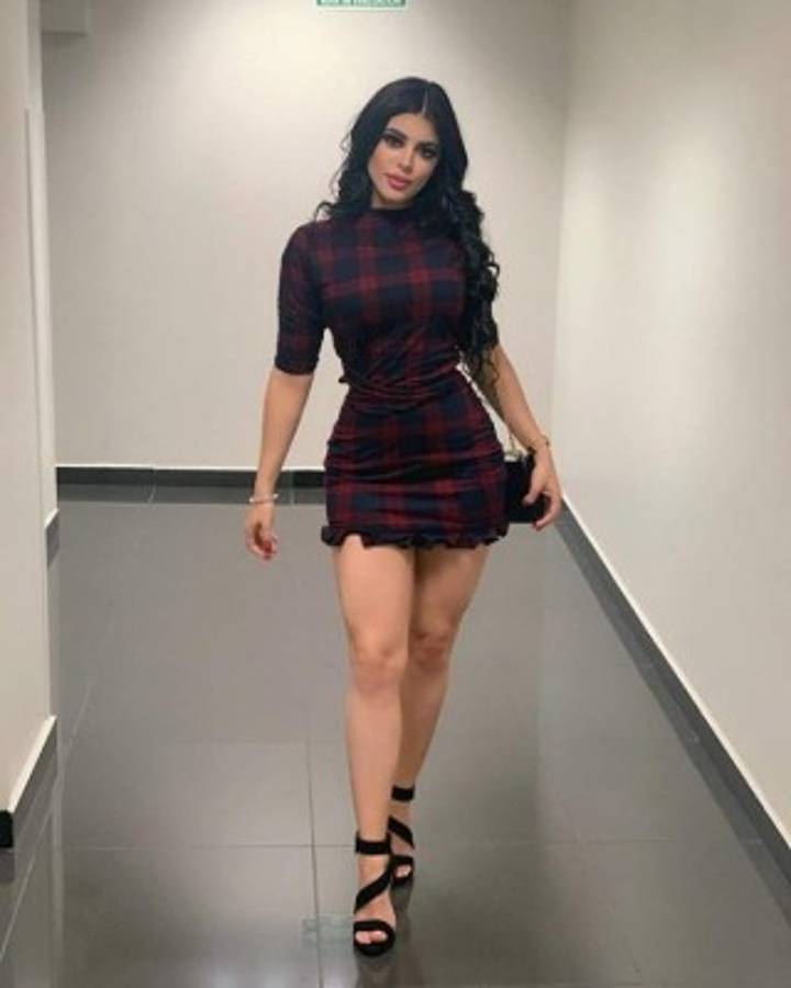 ¿Romance a la vista? Alberth Elis y la despampanante mexicana con la que vacaciona en Roatán