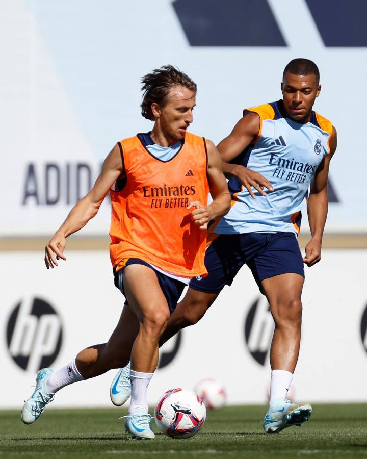 El primer 11 oficial del Real Madrid en la Liga de España donde debutarán ante el Mallorca; ¡Con Mbappé!