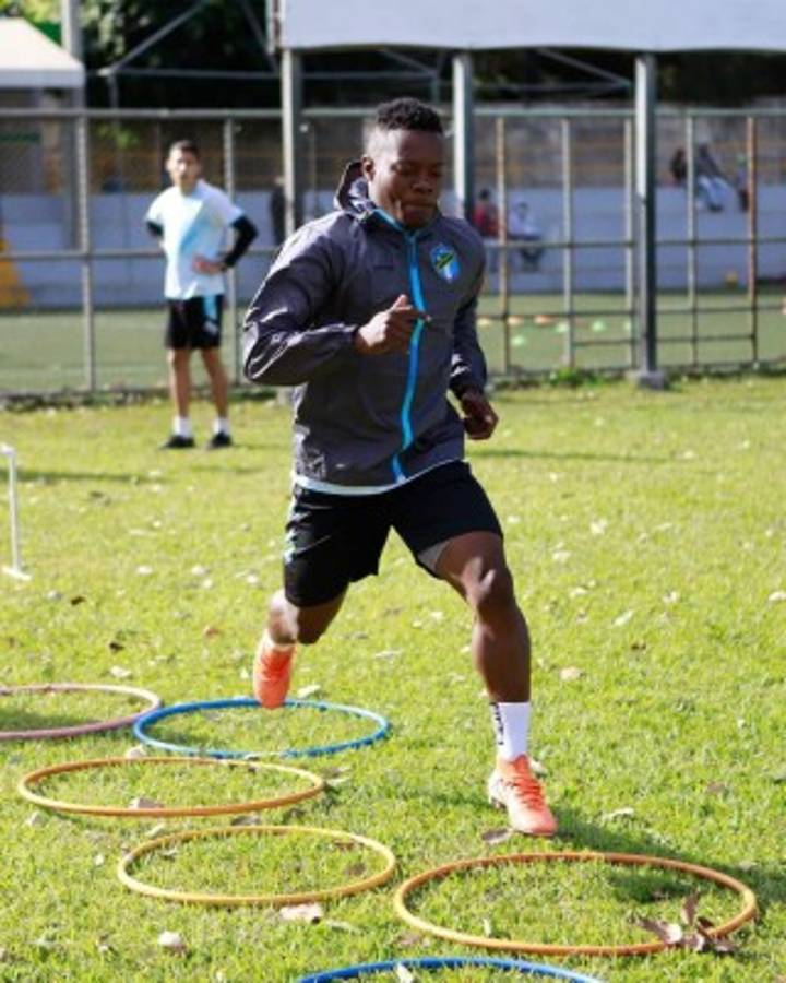 FICHAJES: Olimpia y Motagua mueven el mercado; legionario es presentado y Emilio podría ir a Sudamérica